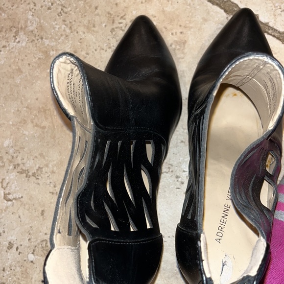 Heels - Picture 4 of 5